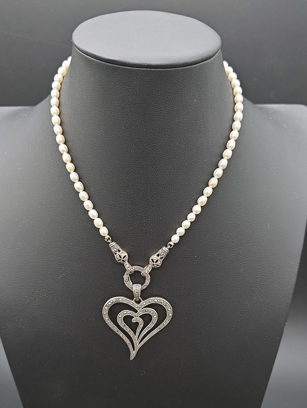 vintage 925 sterling silver and marcasite triple-heart pendant pearl strand